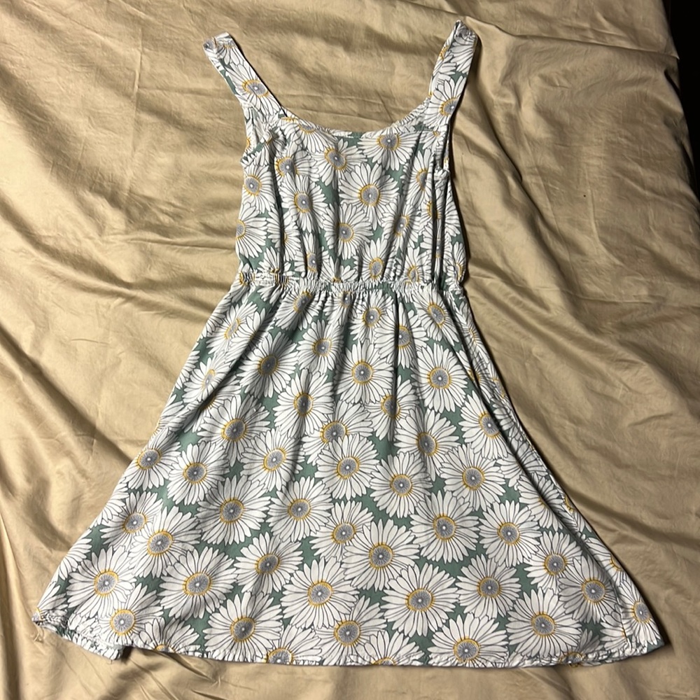 Dress with scrunchy
